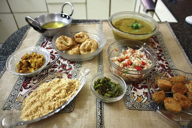 Private Vegetarian Cooking Demonstration in Agra - Meeting and Pickup