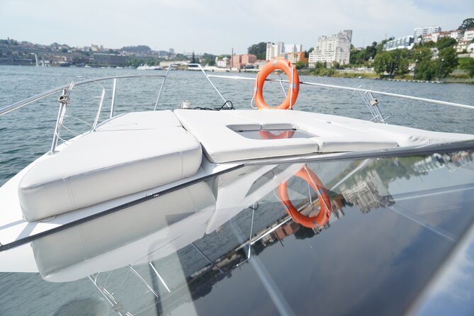 Private YACHT Tour in Porto (1 to 8 People) on a YACHT Just for You - Whats Included