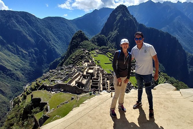 Professional Guiding Service to Machupicchu From Cusco - Pickup Information