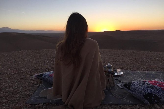 Quad Biking & Sunset Camel Ride Tour With Dinner At Marrakech Agafay Desert - Tour Features