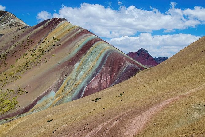 Rainbow Mountain - Inclusions and Pickup Information