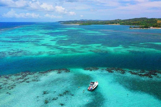 Roatan Private Northshore Snorkeling & Discover the Punta Gorda Village - 15 Pax - Transportation Options