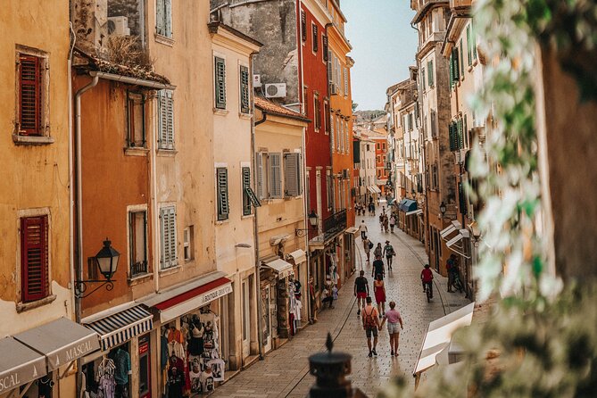 Roman Pula and Charming Rovinj Private Guided Cultural Tour - Pickup and Meeting Points