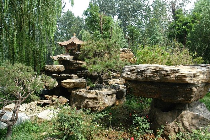 Romantic Tour in Jinan - Local Guide Experience