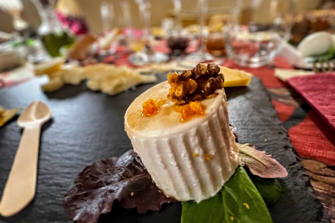 Rome Dinner Food Tasting With Wine Pairing Experience Trastevere - Meeting Information