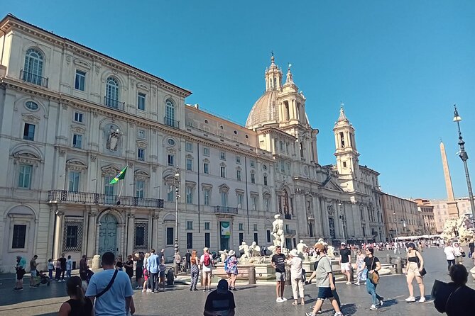 Rome Squares and Fountains - Meeting Point Details