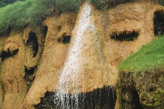 Route of the Faces - Tree Waterfall, Hot Springs - Meeting and End Points