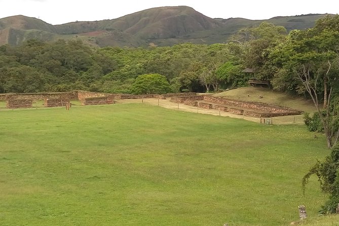 Samaipata Fort & Caves Tour (1 Full Day) - Itinerary Overview