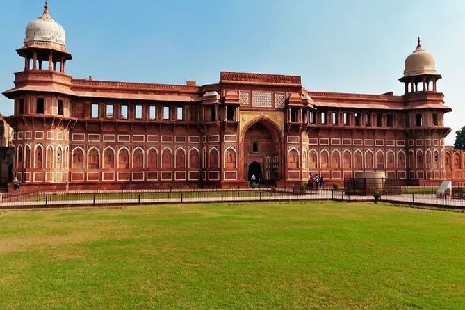 Same Day Agra By Train Gatiman Express - Inclusions