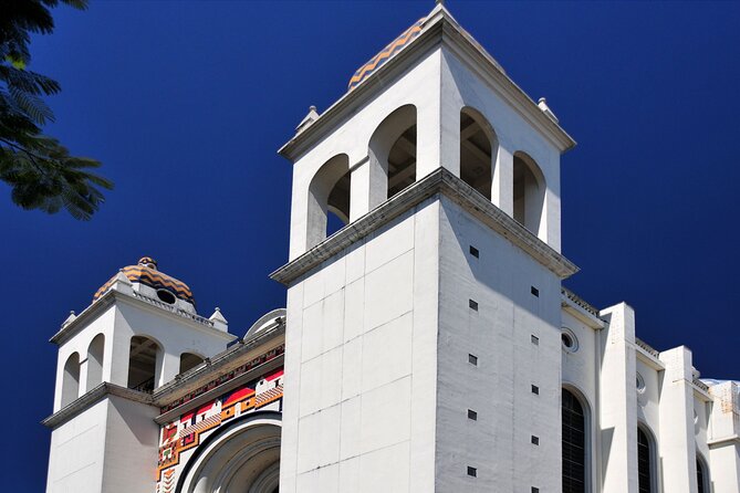 San Salvador : Custom Walking Tour With A Guide (Private Tour)