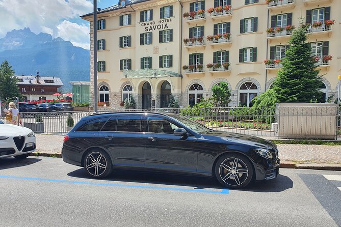 Santa Marinella to Fiumucino Rome Airport (FCO) - Departure Private Transfer - Vehicle Amenities and Features