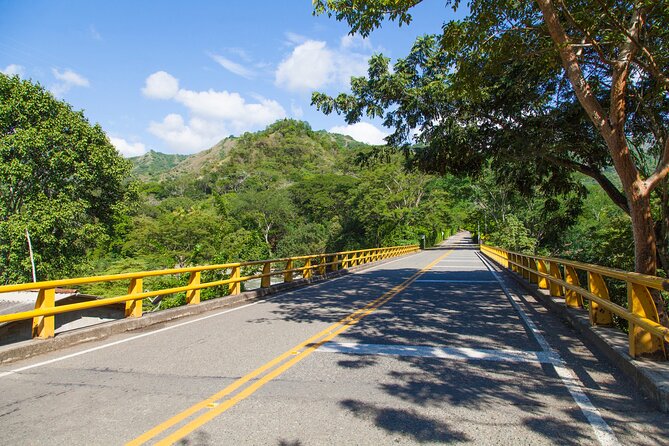 Santa Marta to or From Cartagena Private Transfer - Vehicle Options and Comfort