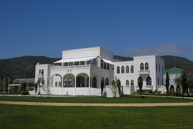 Santiago Full Day Tour to Casablanca Valley, Include Entraces for 2 Vineyard. - Logistics and Pickup Information