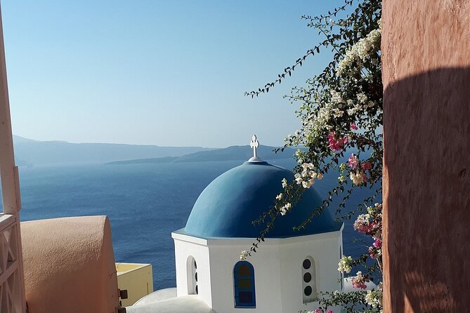 Santorini Photo Touring Experience - Meeting and Pickup