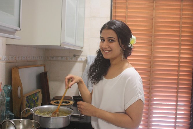 Savour a Hearty Muslim Feast and Watch a Demo by Sama - Indulge in Exotic Flavors