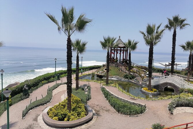 Secrets of Miraflores: Huaca Pucllana and Chino Park - Half Day - Exploring Chino Park