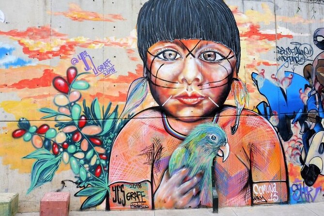 Shared Medellin City Tour + Comuna 13 - Inclusions and Exclusions