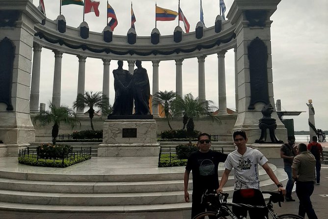 Shared Walking Tour in Guayaquil City - Tour Highlights