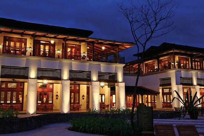Shuttle Service From Liberia Airport To JW Marriott Guanacaste