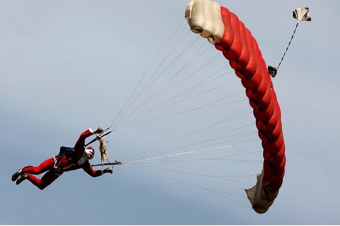 Skydiving - Parachuting - Skydiving - Tour Schedule Information