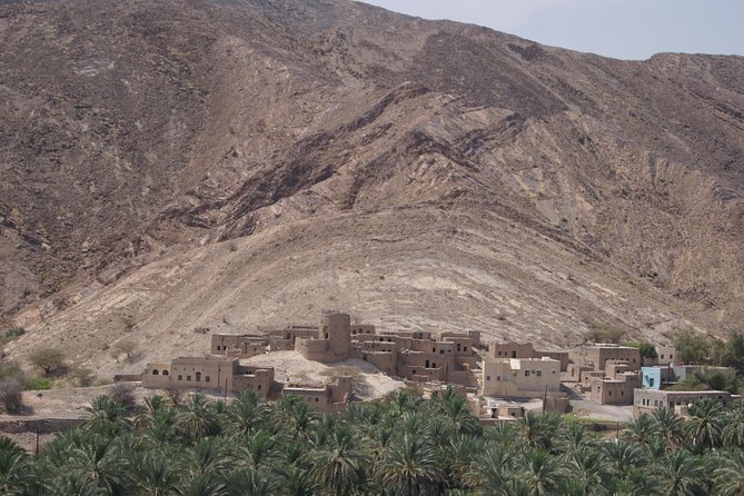 Small-Group Day Tour to Jebel Akhdar From Muscat - Meeting and Pickup Details