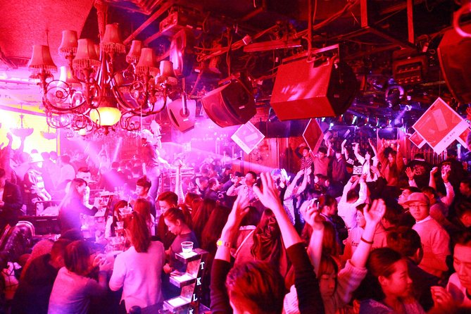 Small-Group Shanghai Nightlife Tour: Acrobatic Show and Nightclub Crawl - Tour Details