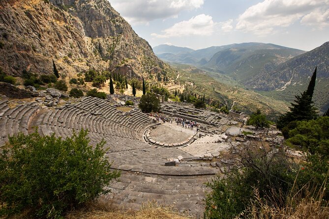 Small Group Tour in Delphi and Arachova - Itinerary Highlights