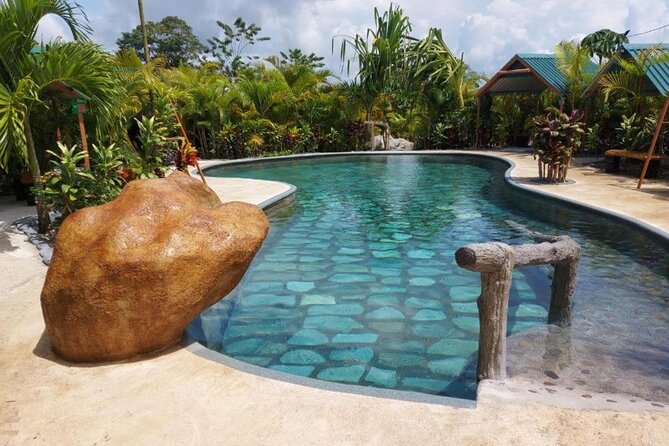 Special Pass to La Fortuna Hot Springs - Included Amenities