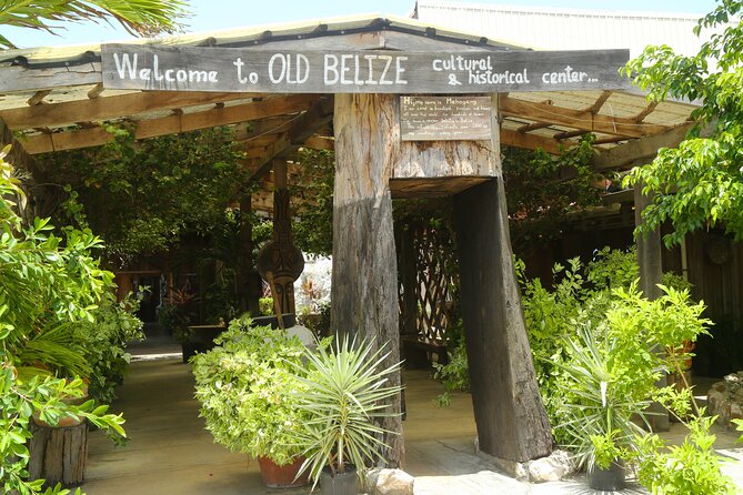 Spellbinding Belize City: a Romantic Walking Tour - Highlights of the Walking Experience