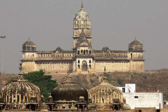 Spiritual Trails of Orchha (2 Hours Guided Temples Walking Tour)