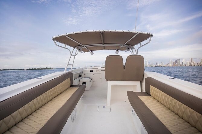 Sports Boat Rental Cap. 11 People for the Islands - Directions to the Meeting Point