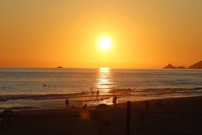 Surf Lesson in Carioca Paradise - Equipment Provided