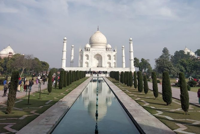 Taj Mahal and Agra Fort Group Tour by Superfast Train - Tour Highlights