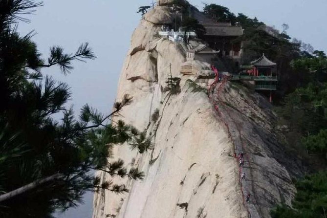 TerraCotta Warriors and Hua Shan Mountain 2-Day Private Tours - Meeting and Pickup Details