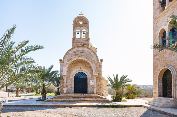 The Best Of Al-Maghtas Walking Tour - Group Size and Pricing