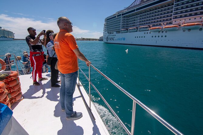 The Best of Palma: Walking Tour, Boat Trip and Cathedral Visit - Meeting and Pickup Details