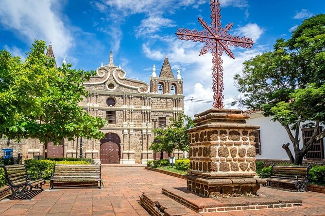 The Route of the Sun and the Route of the Fruite - Medellín - Local Products and Informative Guides