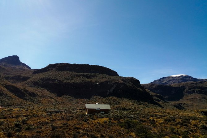 The Swan High Mountain Refuge From Pereira - Inclusions and Meals