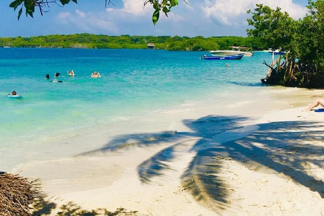 Three Island In One Day - Meeting and Pickup Details
