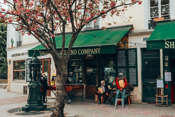 Tour Island of the Cite and Latin Quarter the Soul of Paris - End Point Information