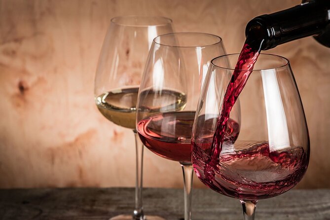 Tour of Pompeii Ruins and Wine Tasting With Lunch From Positano - Pickup Logistics