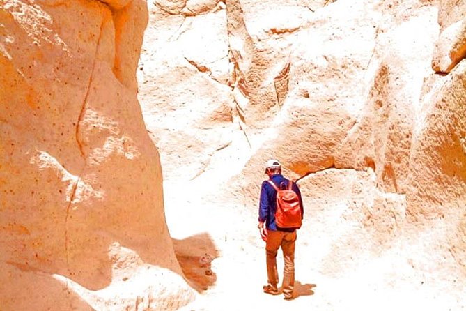 Tour of the Sillar Route, the Origin of Arequipa - Guided Exploration of Sillar Quarries