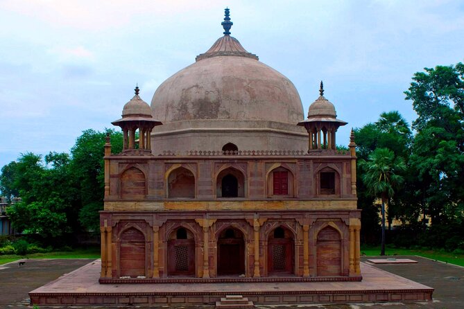 Touristic Highlights of Prayagraj (Guided Full Day Sightseeing Tour by Car) - Top Attractions Covered