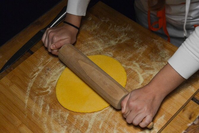 Traditional Pasta Cooking Class With Tiramisu and Wine in Rome
