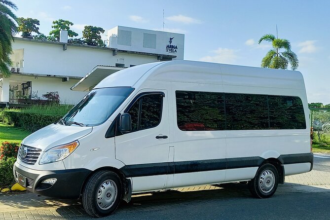 Transfer Airport Area to Manuel Antonio Hotels Private One Way - Included Amenities