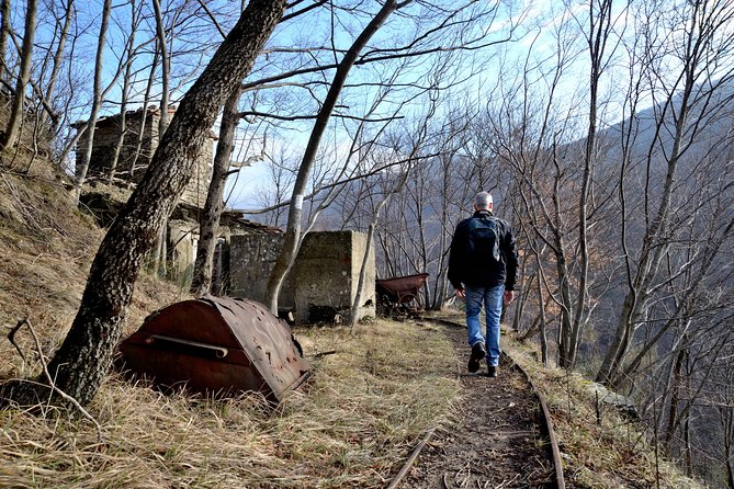 Trek the Apennines Mountains to the Ghost Village - Food: Local Tuscan Cuisine and Wine