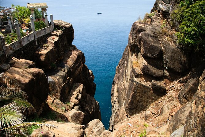 Trincomalee and Nilaveli Beach Tour From Kandy - Accommodation Details
