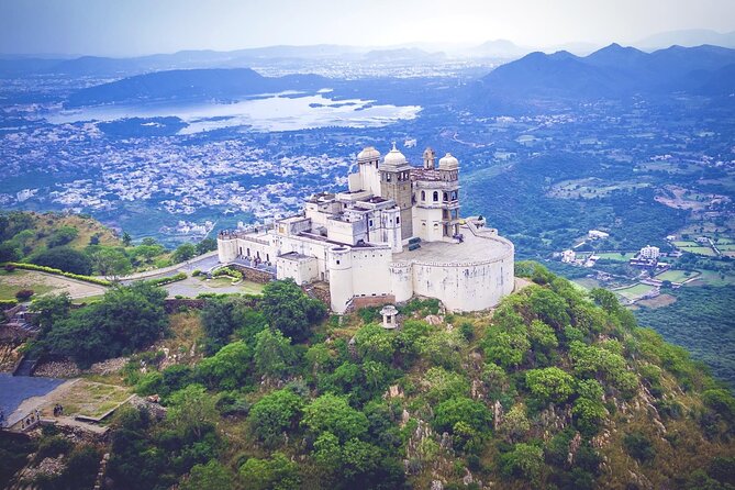 Udaipur Heritage Tour With Vintage Cars & Haveli Exploration - Tour Highlights