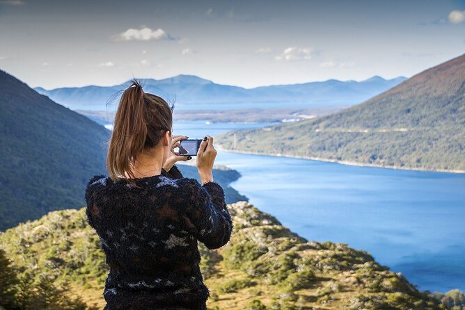 Ushuaia: Lago Escondido and Fagnano Traditional Lakes off Road - Experience Type