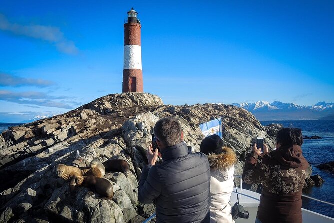 Ushuaia Sailing on a Yacht Through the Beagle Channel and Visit the Lighthouse - Itinerary Highlights